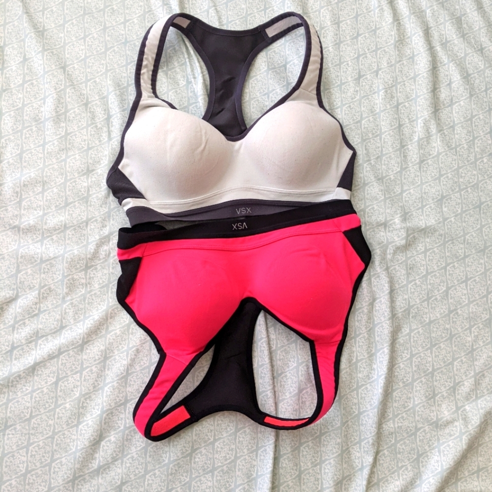 2 VSX knock out high support Sport Bras 34B